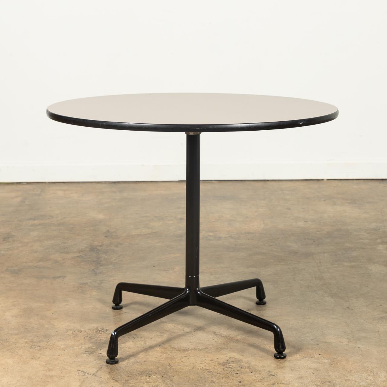 EAMES FOR HERMAN MILLER ROUND
