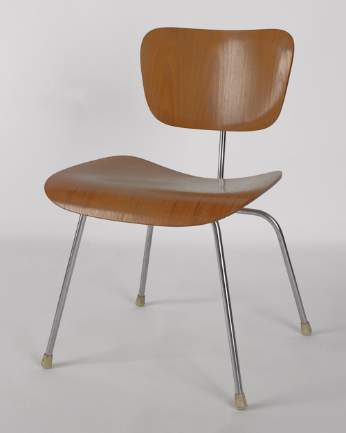 Eames LCM plywood chair mid 20th c.
