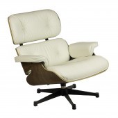 EAMES STYLE 670 LOUNGE CHAIR,