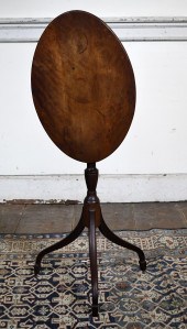 EARLY 19TH C. FEDERAL NH CANDL
