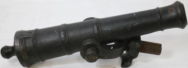 EARLY 19TH CENTURY CAST IRON SWIVEL