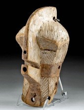 EARLY 20TH C. AFRICAN SONGYE W