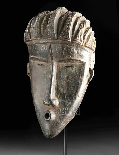 EARLY 20TH C. AFRICAN WOOD MASK -