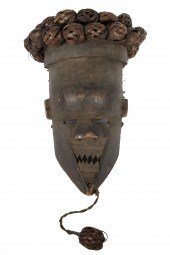 EARLY 20TH C. CHOKWE MWANA PWO