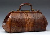 EARLY 20TH C CROCODILE DOCTOR'