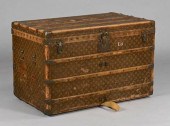 EARLY 20TH C. LOUIS VUITTON ST