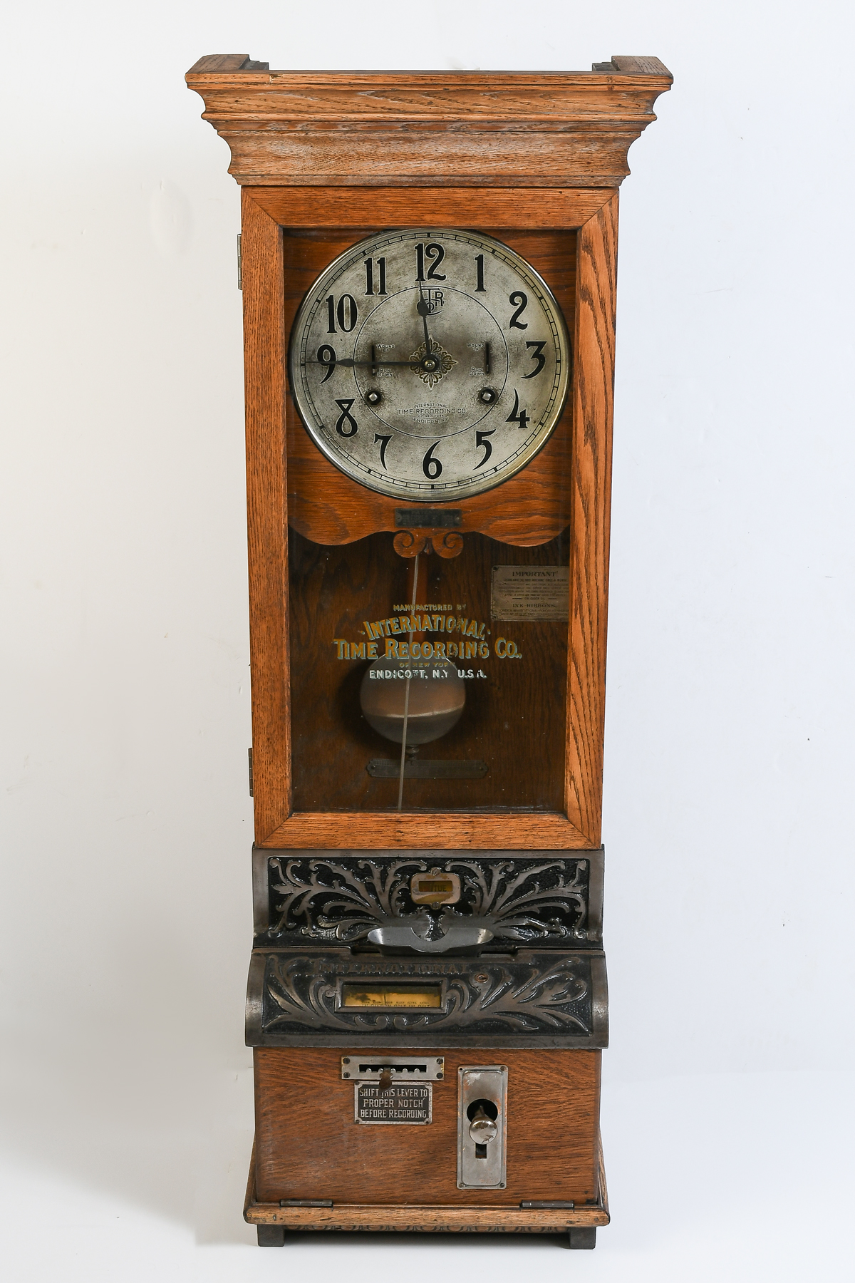 EARLY 20TH C. OAK INTERNATIONAL