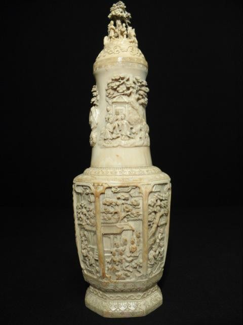Early 20th century Chinese carved