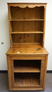 EARLY AMERICAN STAINED PINE OP