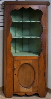 EARLY AMERICAN STAINED PINE OP