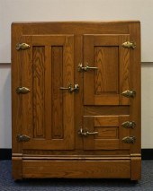 EARLY AMERICAN STYLE CHESTNUT