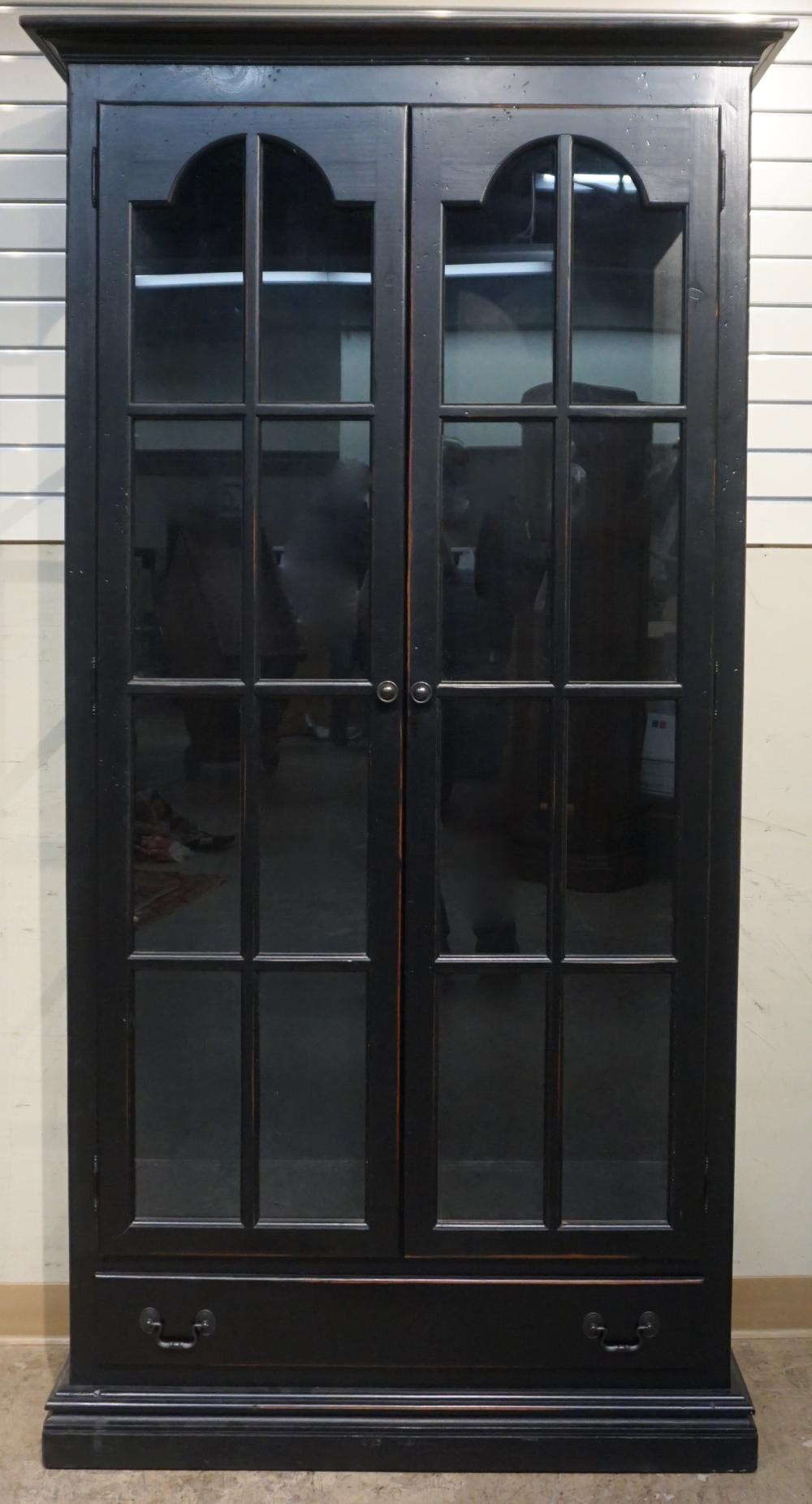 EARLY AMERICAN STYLE EBONIZED