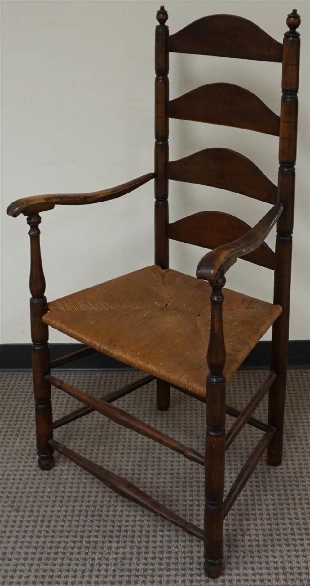 EARLY AMERICAN STYLE FRUITWOOD RUSH