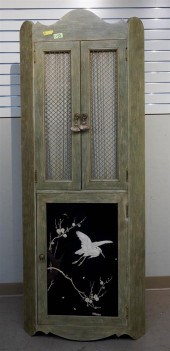 EARLY AMERICAN STYLE GREEN PAI