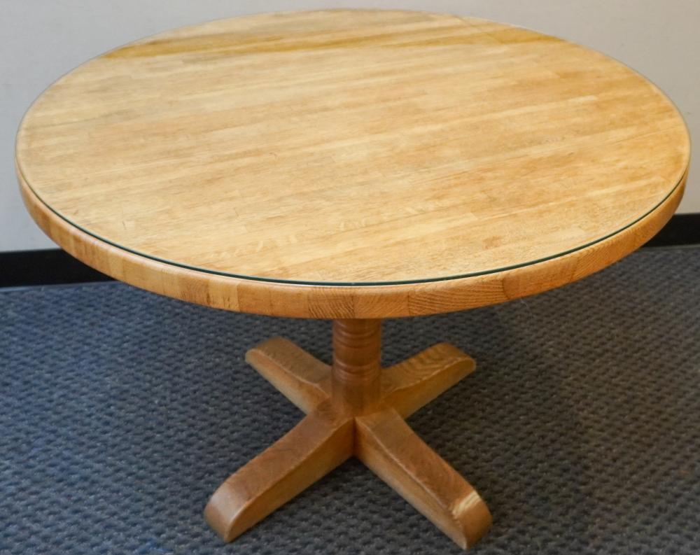 EARLY AMERICAN STYLE OAK BUTCHER