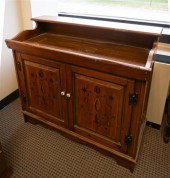 EARLY AMERICAN STYLE PAINTED A
