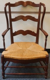 EARLY AMERICAN STYLE RUSH SEAT
