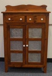 EARLY AMERICAN STYLE STAINED P