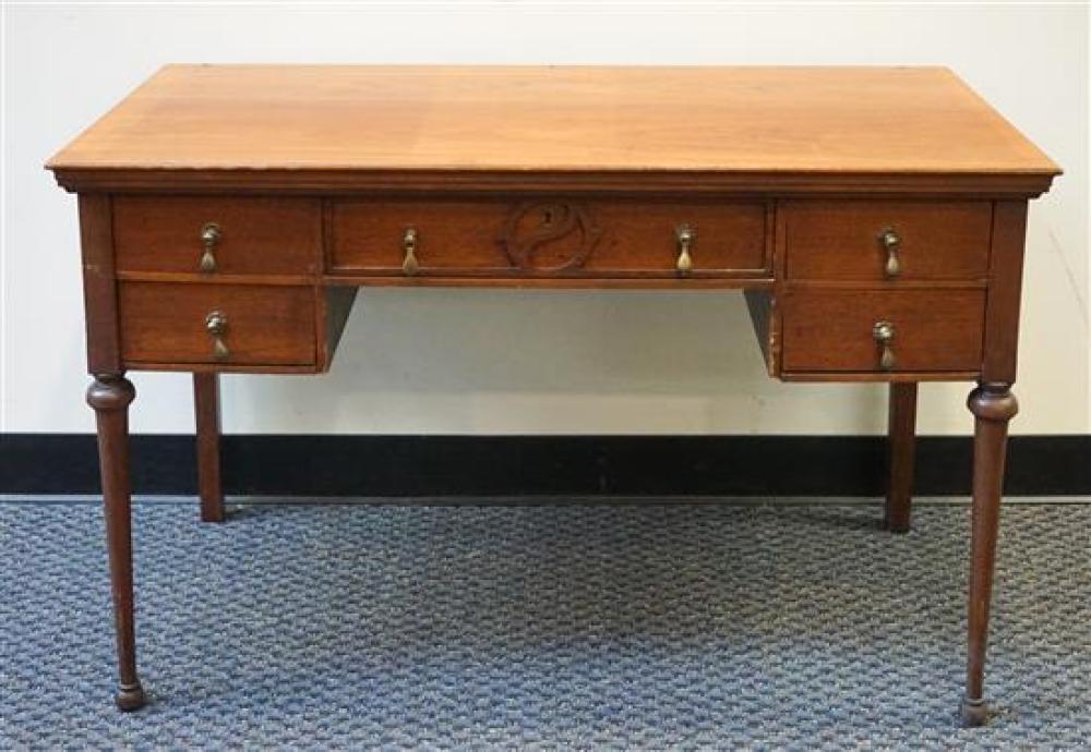 EARLY AMERICAN STYLE WALNUT