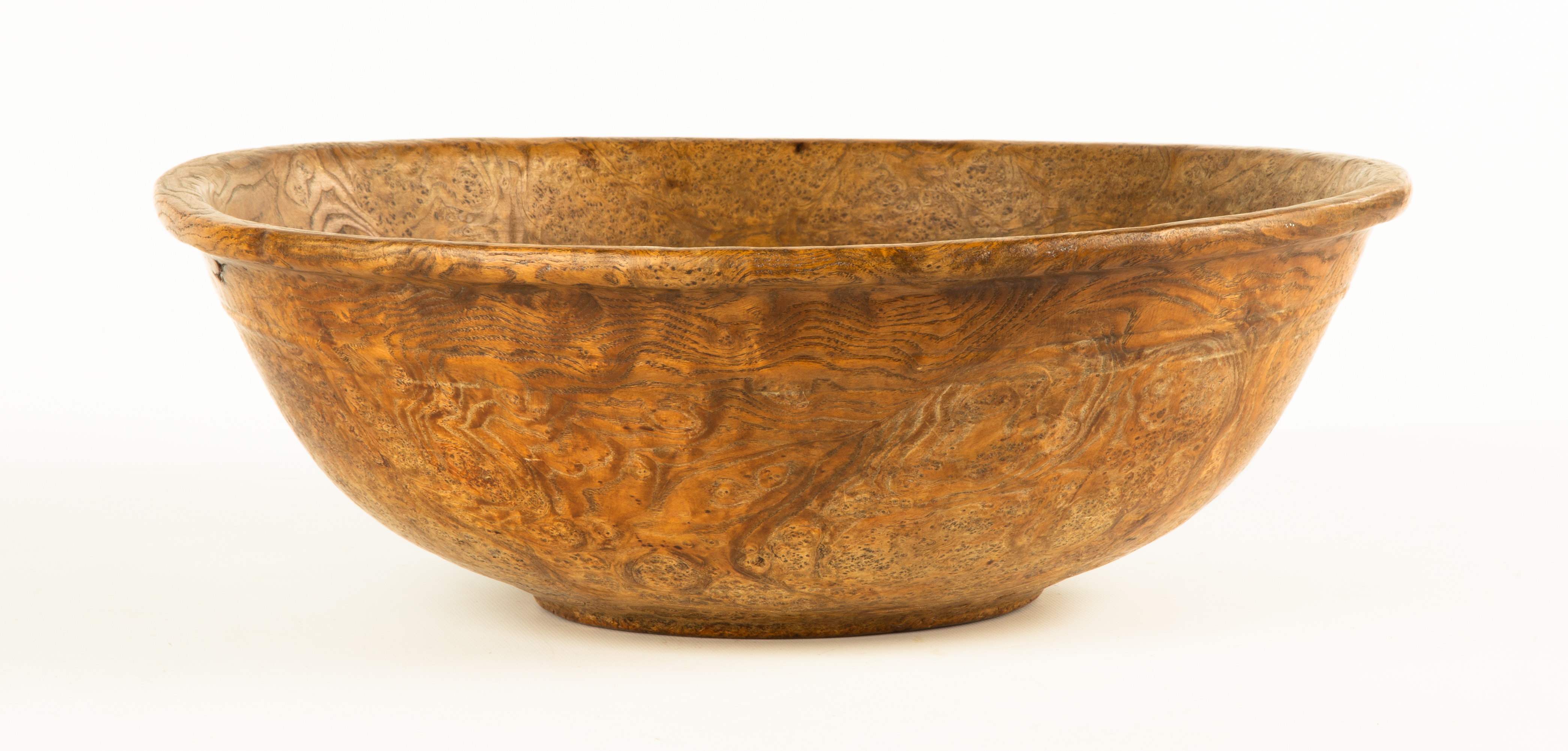 EARLY AMERICAN TURNED BURL BOWL