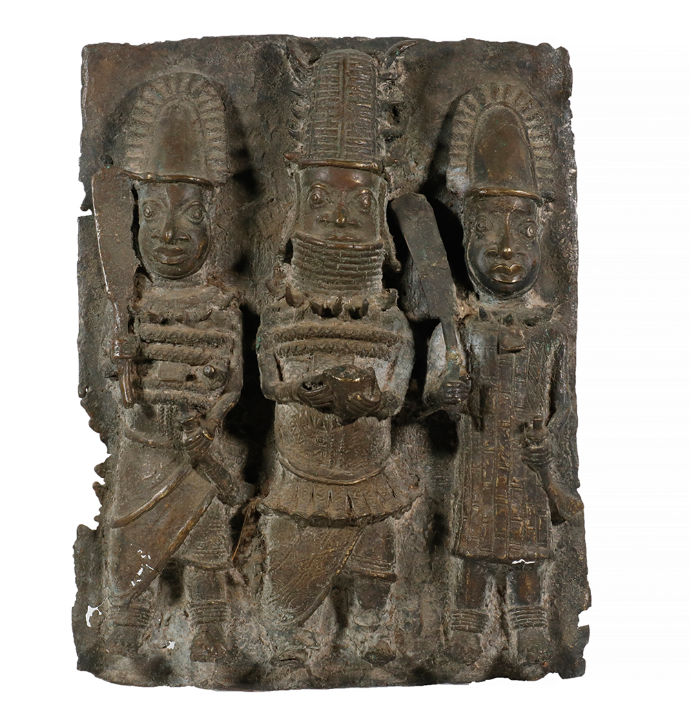 EARLY BENIN BRONZE PLAQUE Lost