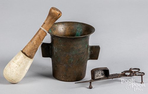 EARLY BRONZE MORTAR AND PESTLE