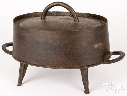 EARLY CAST IRON DUTCH OVEN,