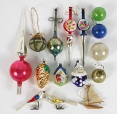 Early Cristmas ornaments; topp