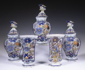 EARLY DUTCH DELFT GARNITURE SE