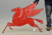 Early enamel Mobil Pegasus sig