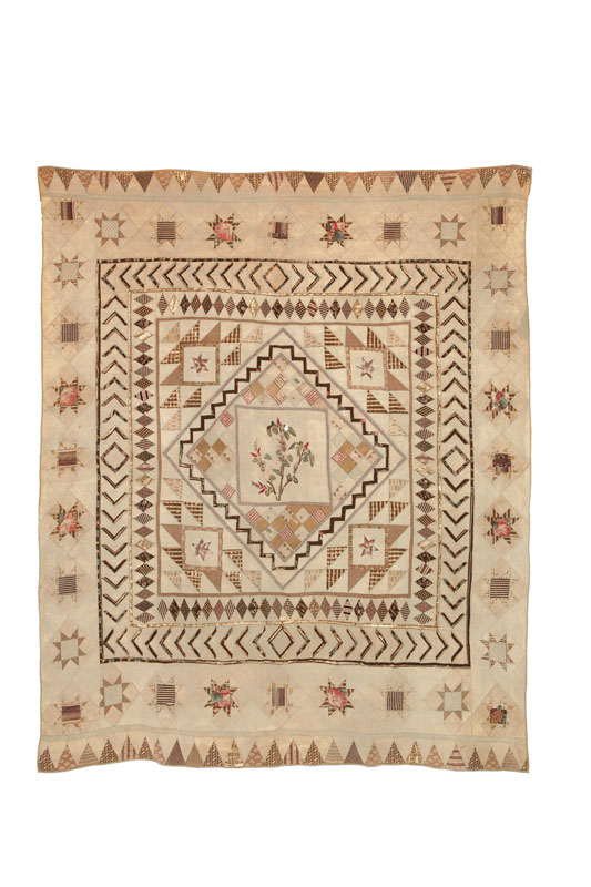 EARLY FRAMED MEDALLION QUILT. 