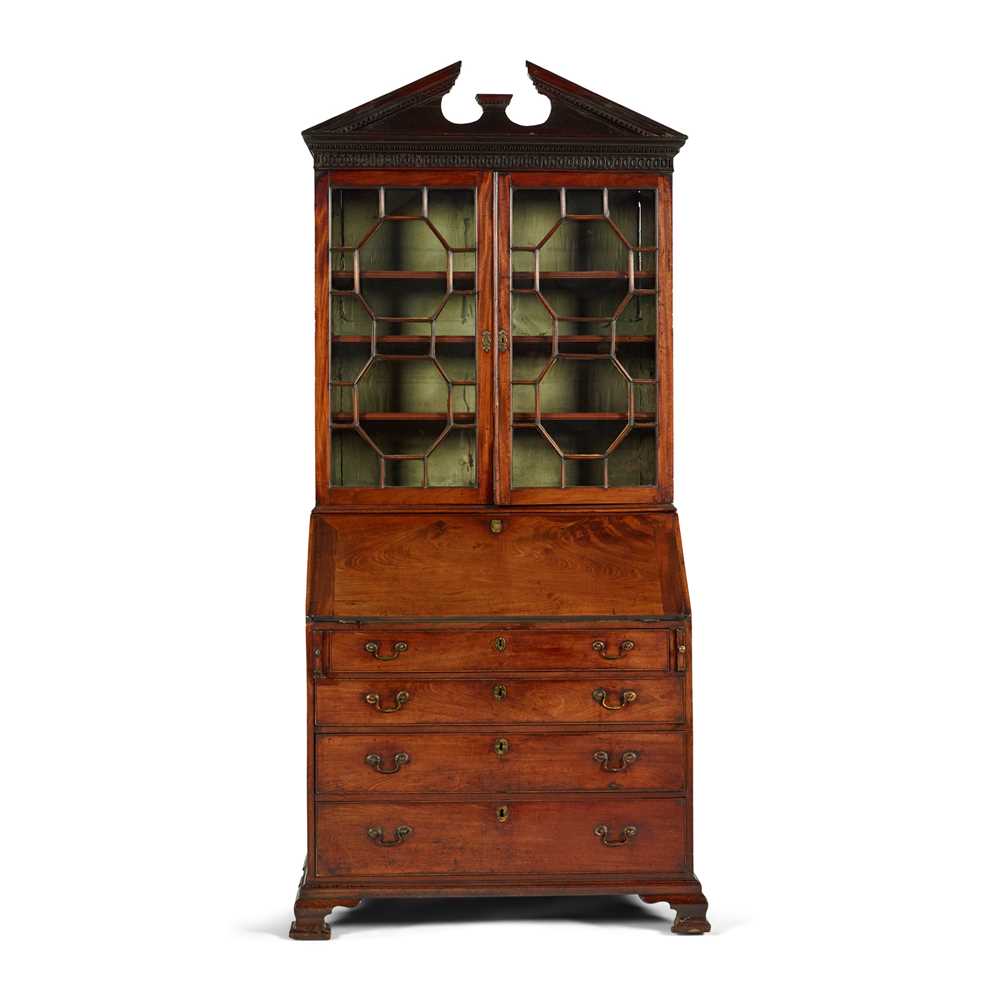 EARLY GEORGE III MAHOGANY BUREAU