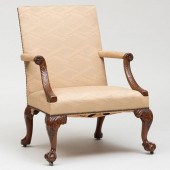 EARLY GEORGE III MAHOGANY LIBR