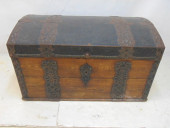 EARLY GERMAN TRUNK WITH OAK SI