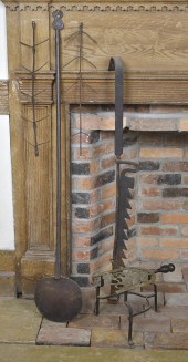 EARLY IRON AND BRASS HEARTHWAR