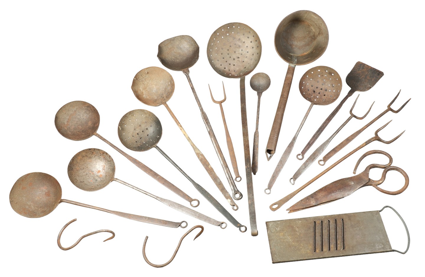 Early iron cooking implements to