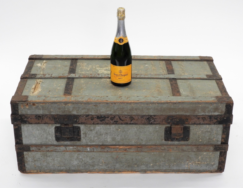 EARLY LOUIS VUITTON STEAMER TRUNK