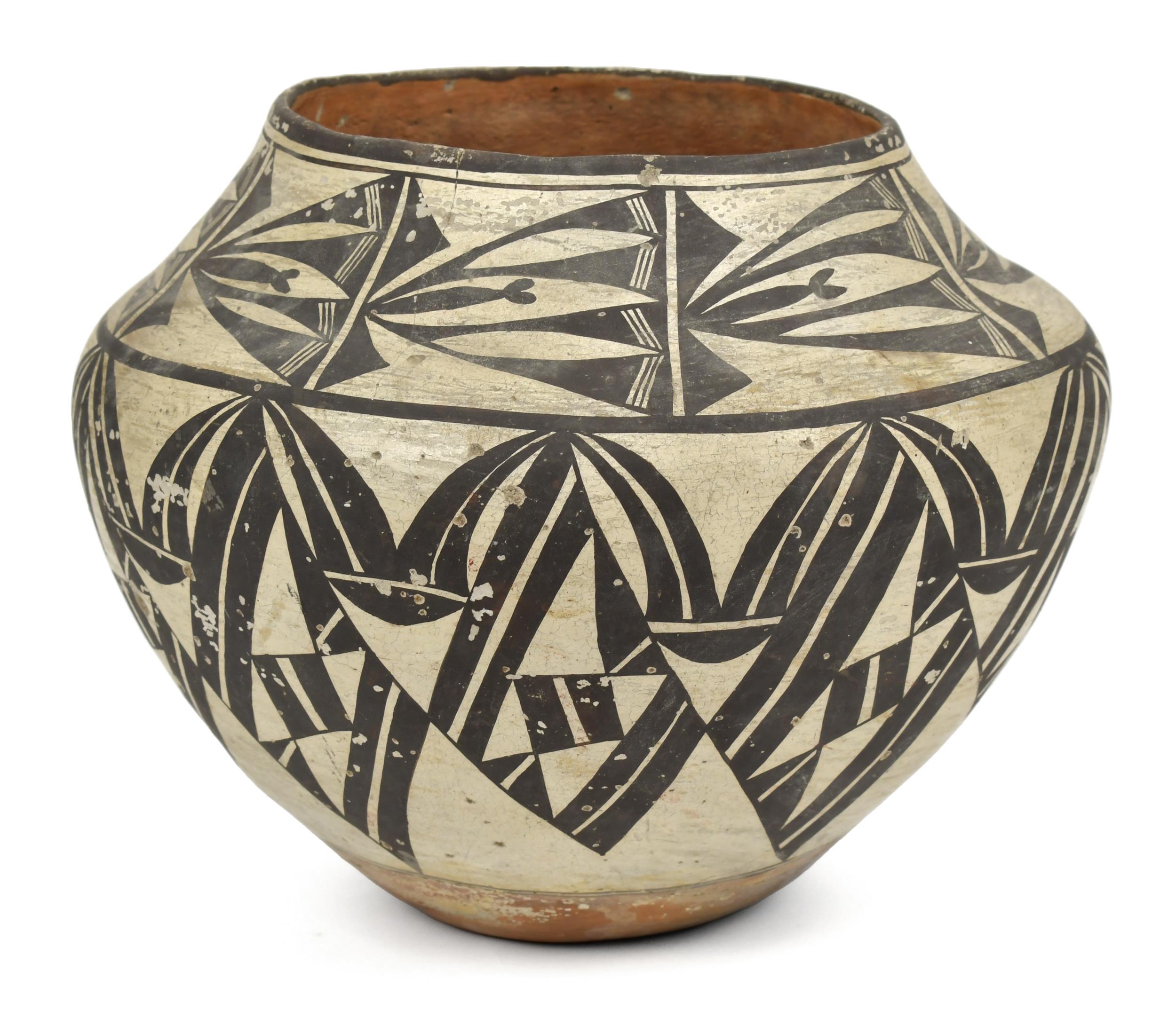 EARLY NATIVE AMERICAN ACOMA CLAY