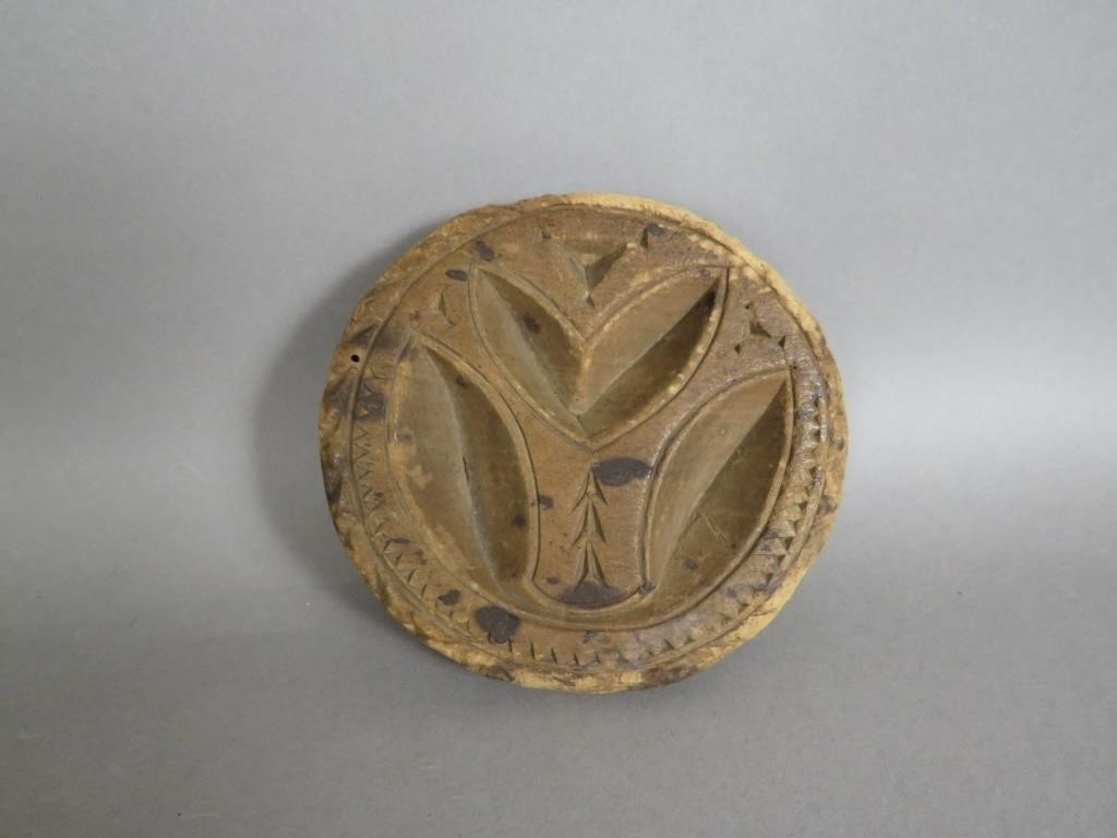 EARLY PA STYLIZED TULIP CARVED
