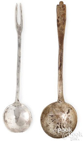 EARLY PHILADELPHIA SPOON BY JO