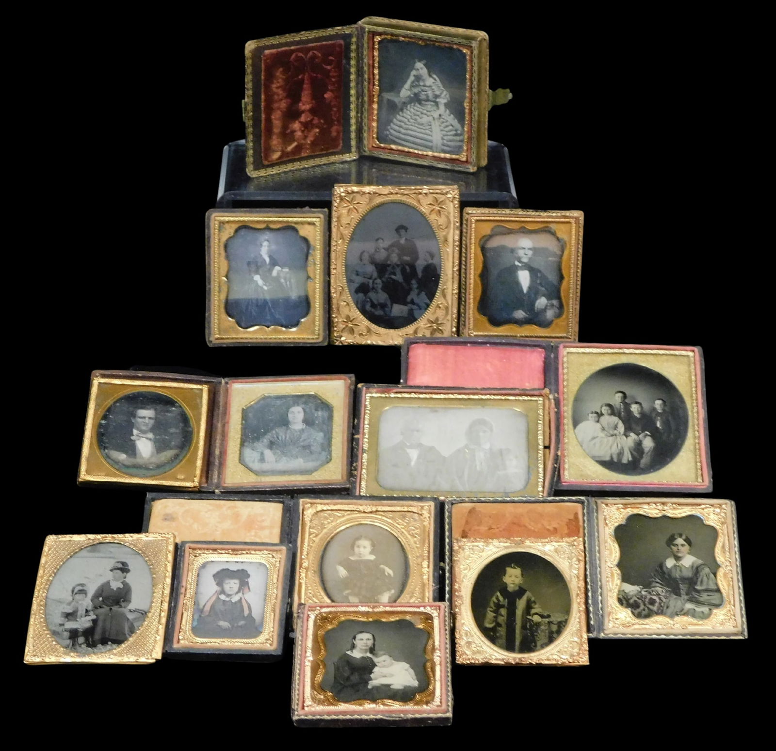 EARLY PHOTOGRAPHY: SIXTEEN