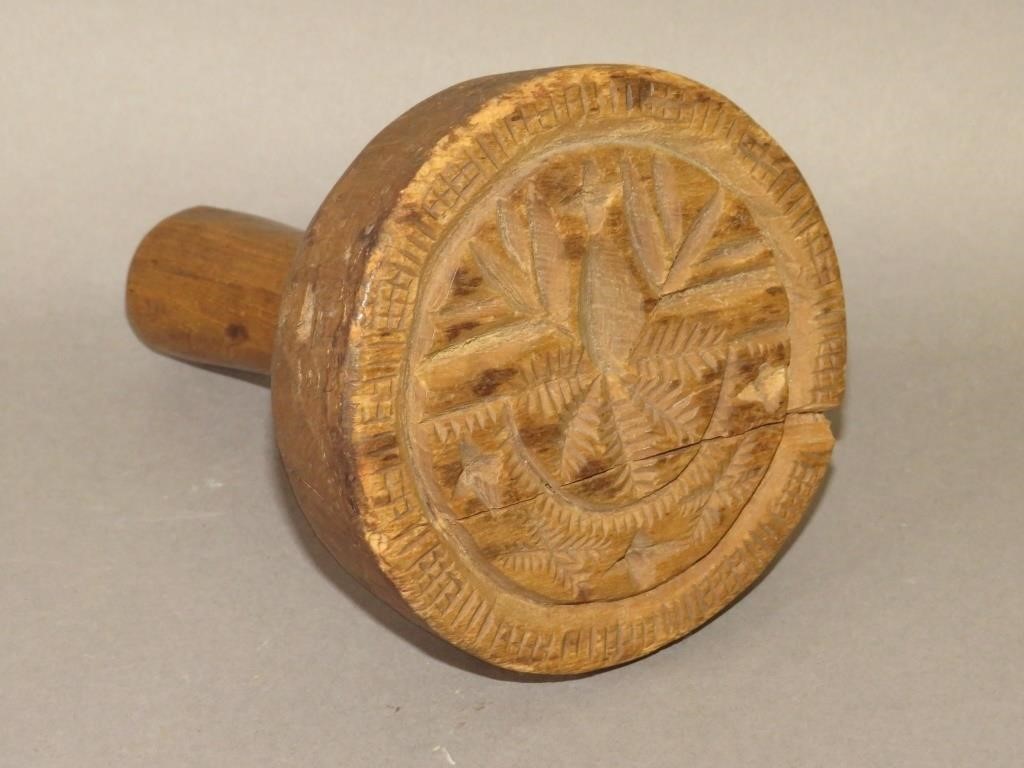 EARLY PRIMITIVE FORM CARVED HANDLED