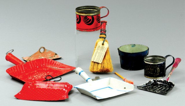 EARLY TIN CHILDREN'S ITEMS Includes