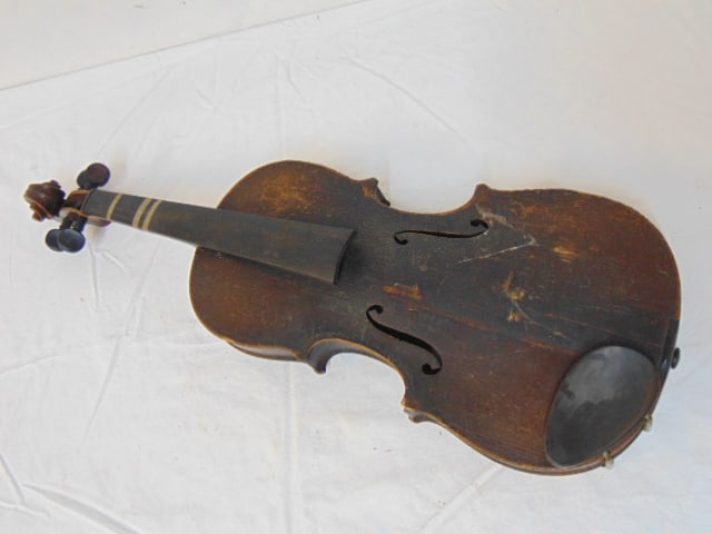 EARLY VIOLIN, MODEL NICOLA AMATI,