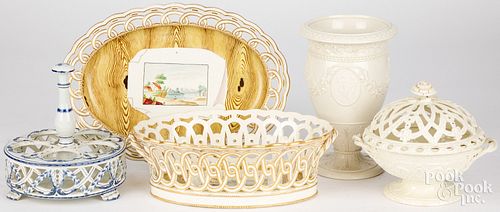 EARLY WEDGWOOD POTTERY AND