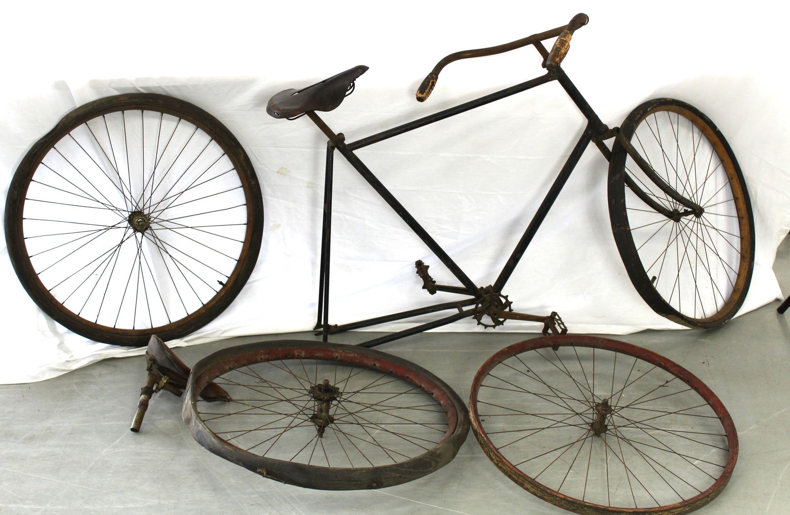 EARLY WOOD WHEEL TURN OF THE