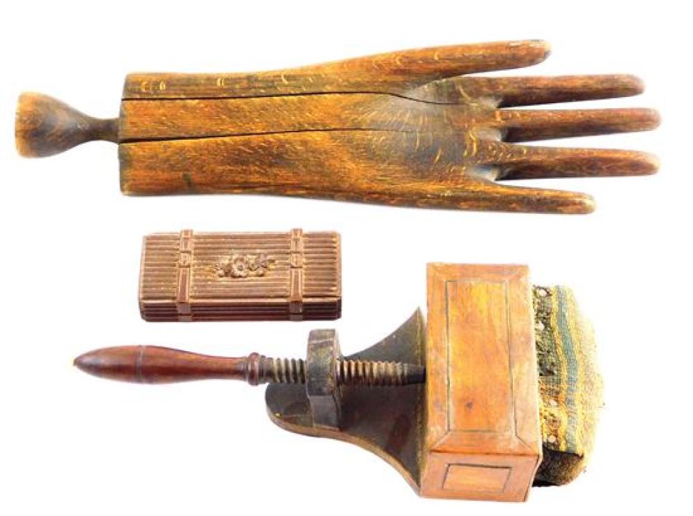 EARLY WOODEN SEWING OBJECTS,