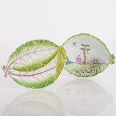 EARLY WORCESTER PORCELAIN LEAF