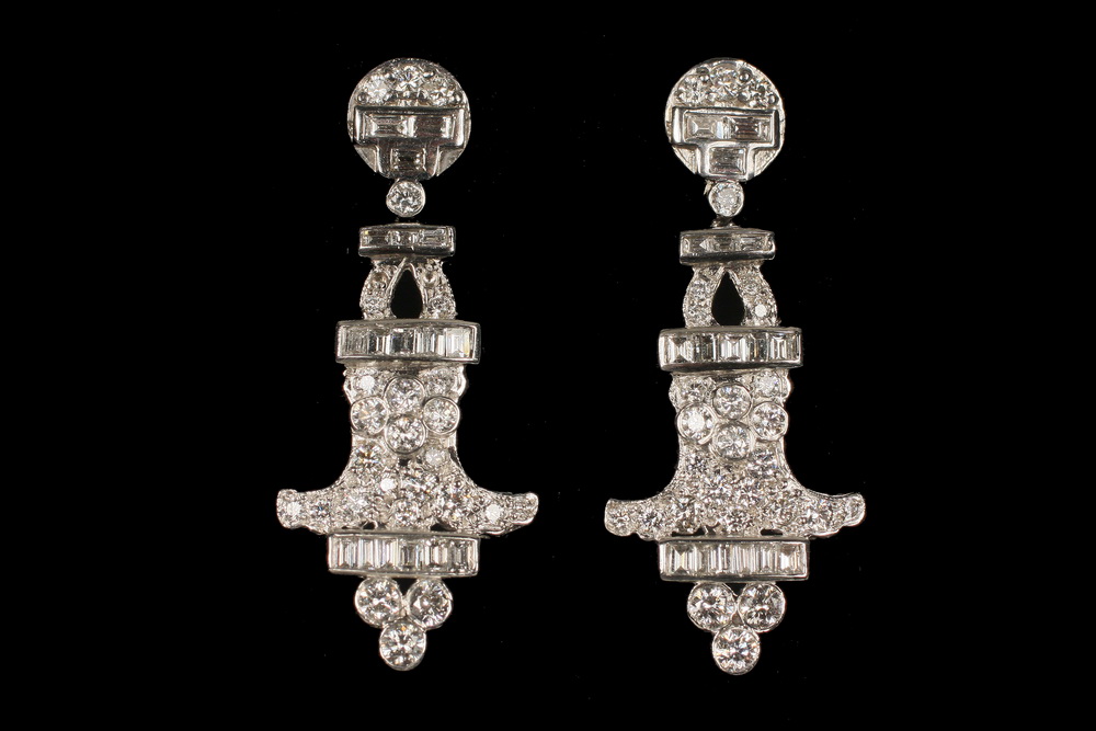 EARRINGS - One pair of platinum and