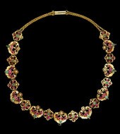 Eastern Indian yellow gold, em